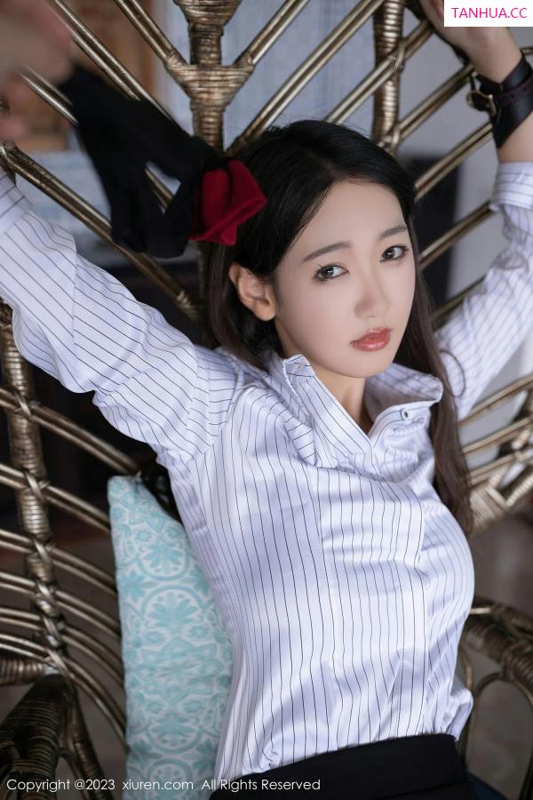 唐安琪  [XiuRen]高清写真图 2023.07.10 No.7056 唐安琪 黑丝美腿第2张图片